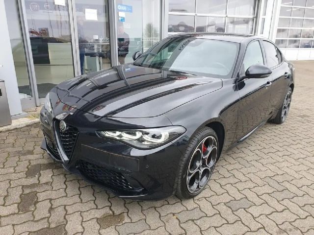 Alfa Romeo Giulia Q4