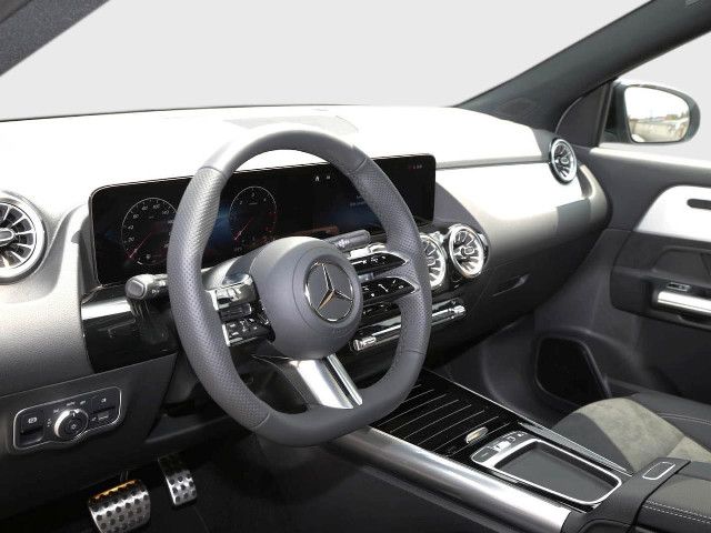 Mercedes-Benz GLA 220 4MATIC GLA 220 d