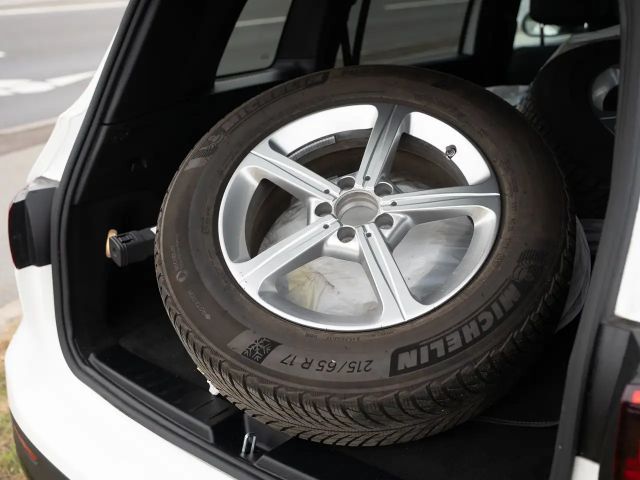 Mercedes-Benz GLB 250 4MATIC