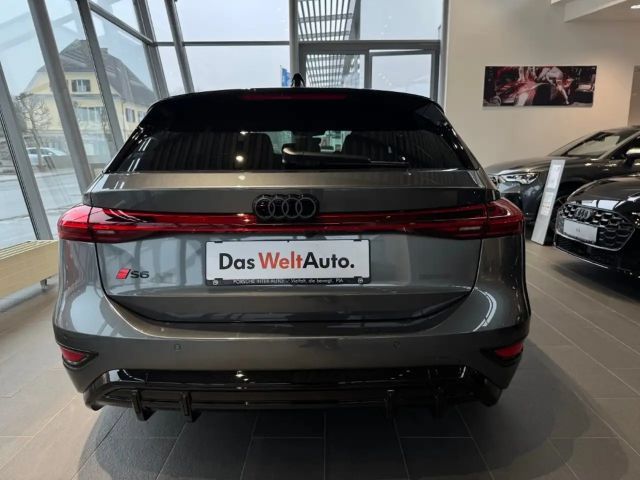 Audi S6 e-tron e-tron