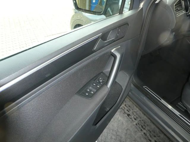 Volkswagen Tiguan DSG Life