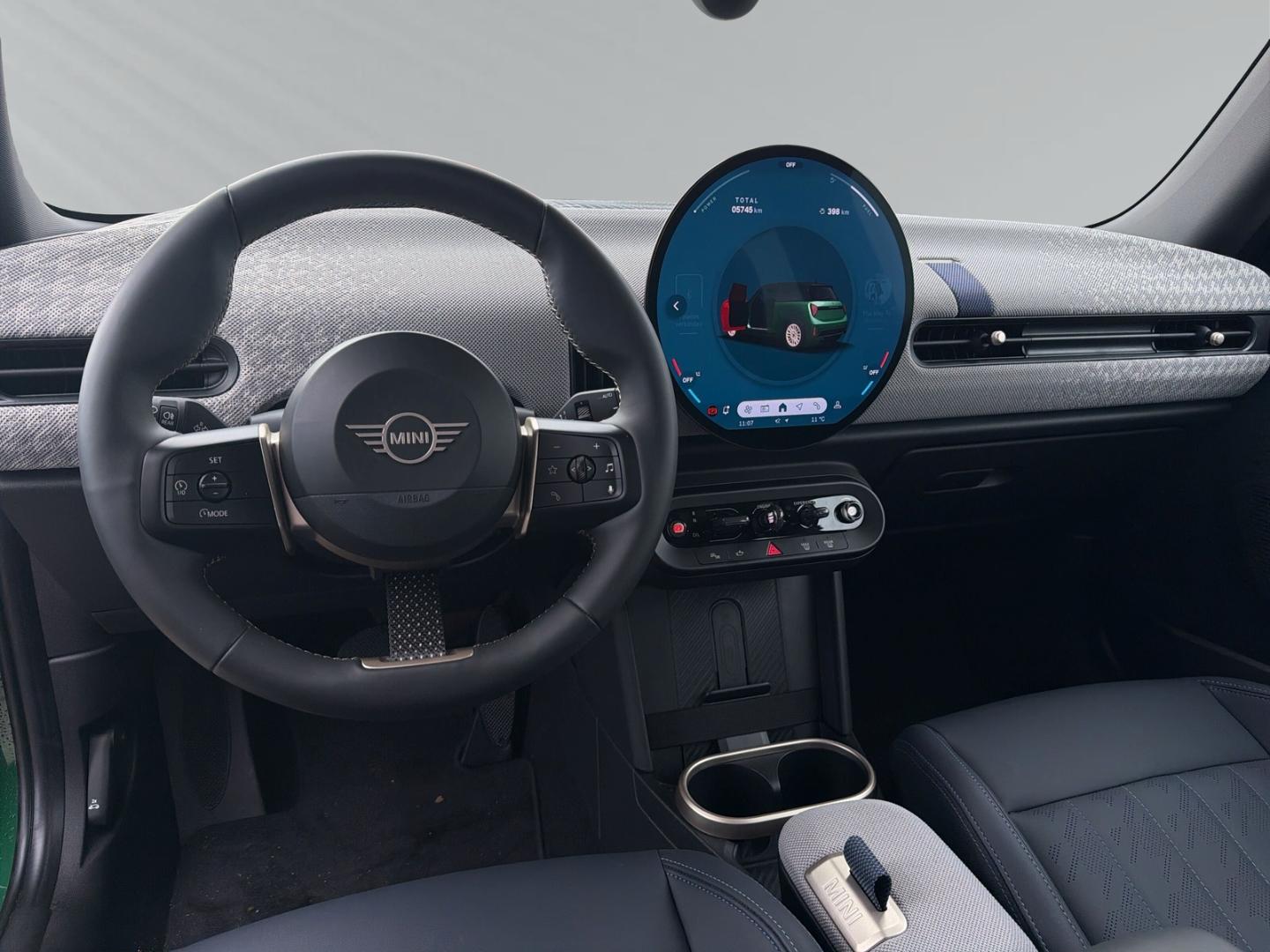 MINI Cooper HUD/Navigation/LED/DAB/Apple CarPlay