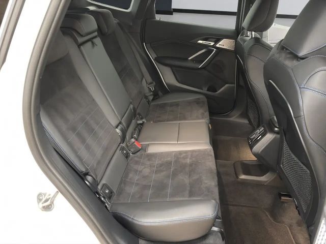 BMW X1 xDrive23i [M Sport, HUD, LED, Pano, HK Sound]