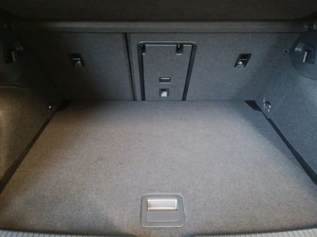 Volkswagen Golf 2.0 TDI Golf VIII Life