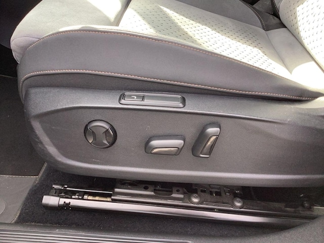 Cupra Born Born LM19 PANO eSITZE KAMERA PILOT-M ACC