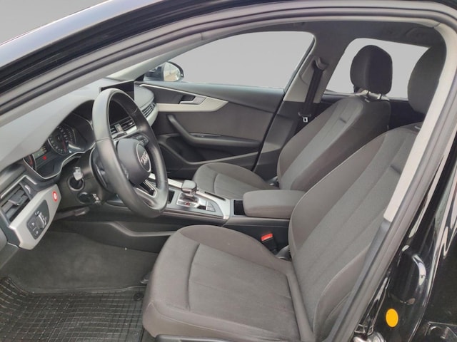 Audi A4 35 TFSI Avant S-Tronic