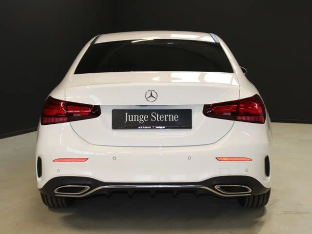 Mercedes-Benz A 200 AMG Line