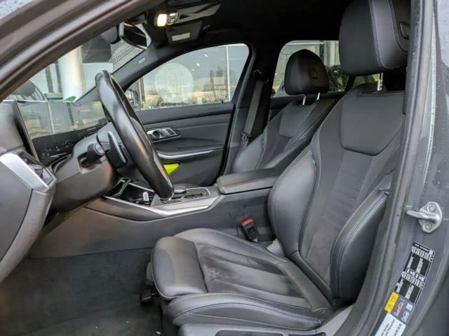 BMW 320 320e M-Sport Touring