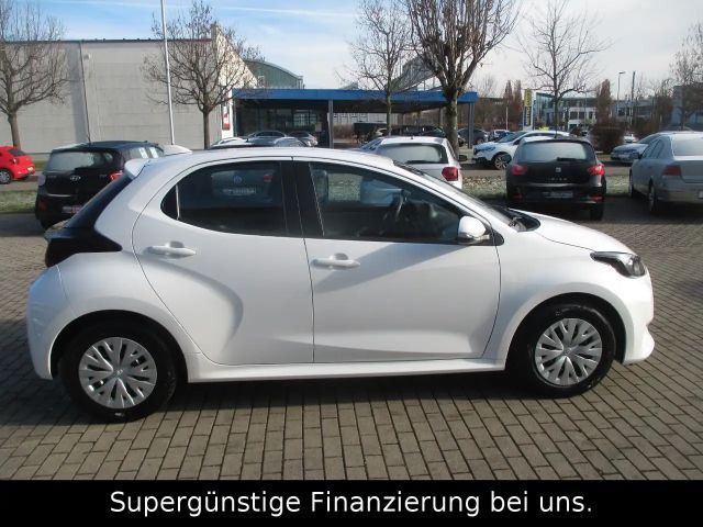 Toyota Yaris Comfort Hatchback