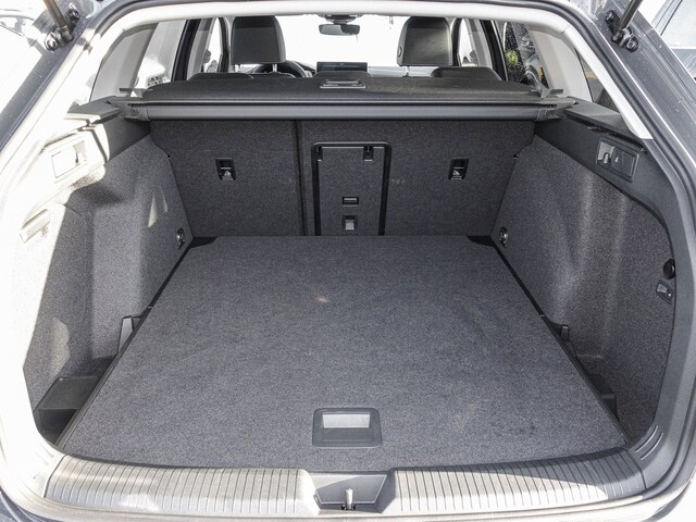 Volkswagen Golf 2.0 TDI DSG Variant