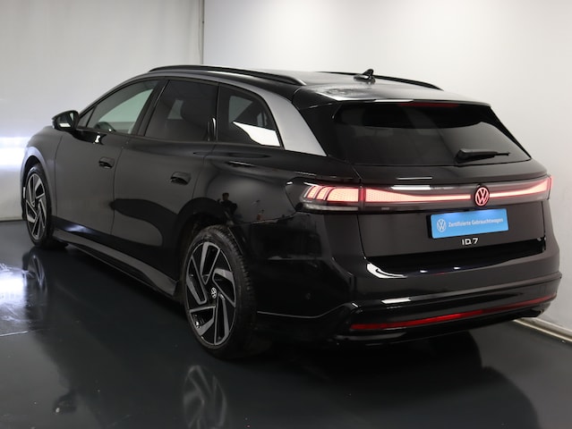 Volkswagen ID.7 IQ.Drive Tourer