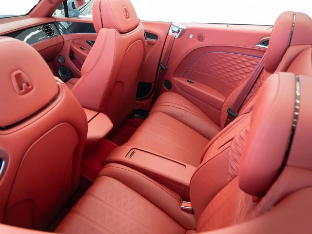 Bentley Continental GTC Hybrid