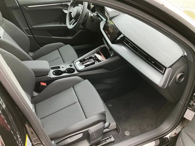 Audi A3 30 TFSI Sedan