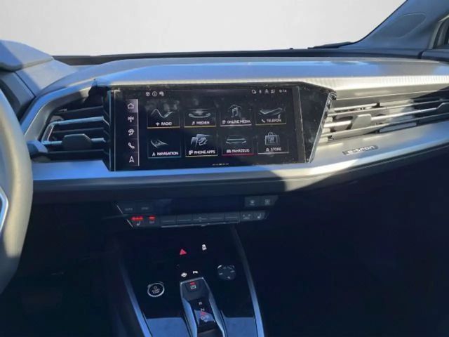 Audi Q4 e-tron Q4 45 e-tron Advanced AHK/EPH plus/uvm.