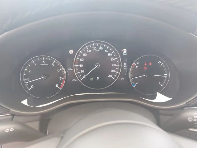 Mazda 3 Exclusive-line