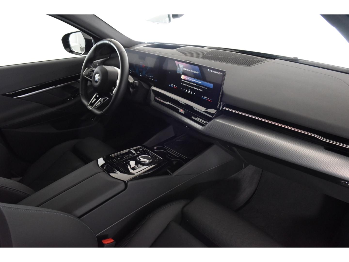 BMW 540 540d M-Sport Touring xDrive