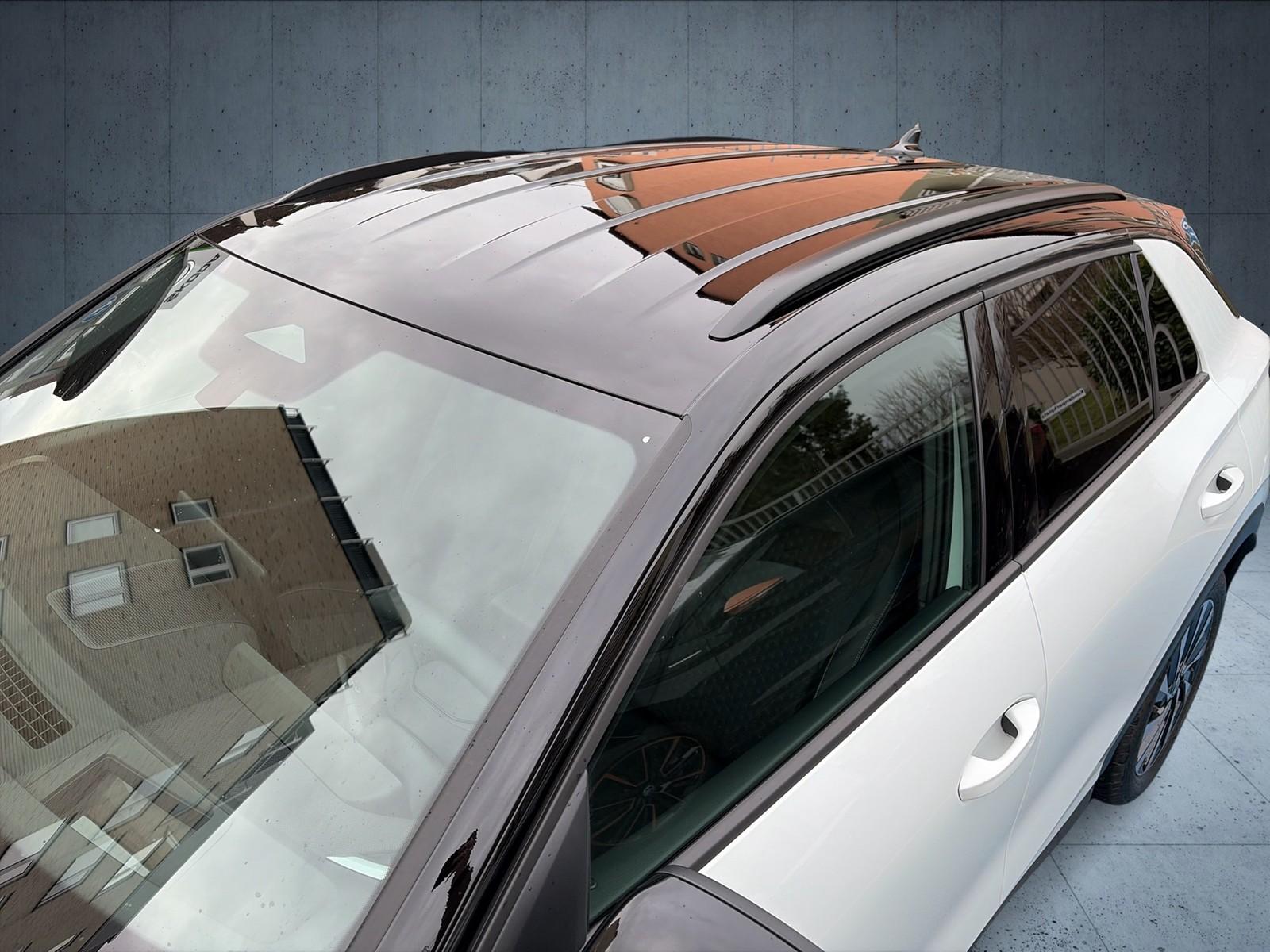 Volkswagen T-Roc 1.5 eTSI DSG IQ.Drive R-Line Style