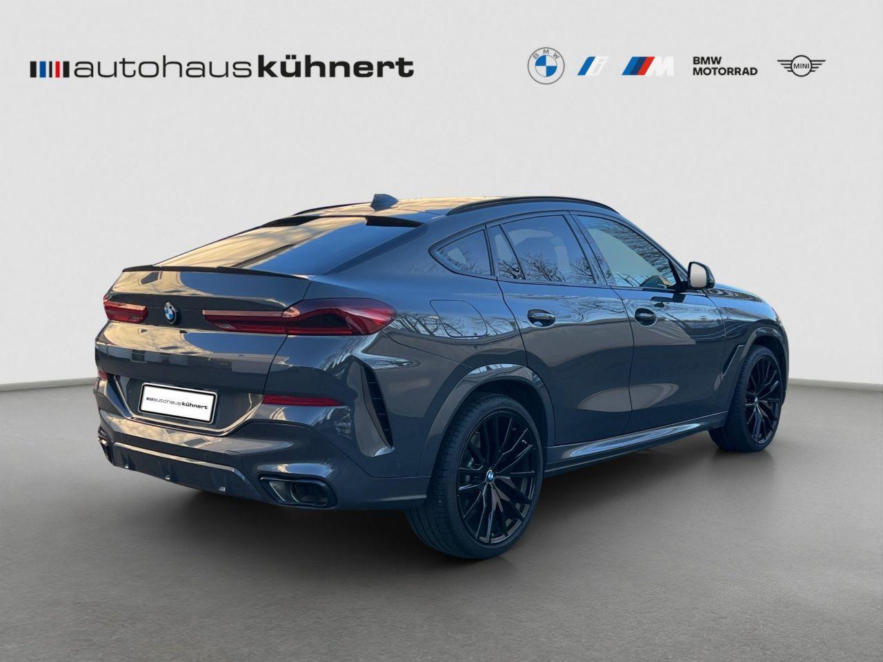 BMW X6 M50i