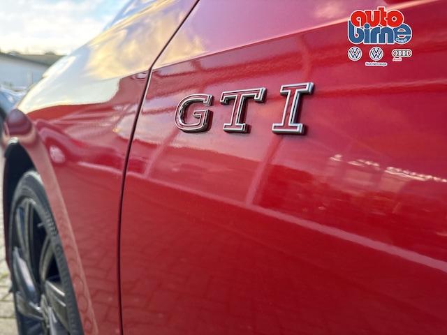 Volkswagen Golf 2.0 TSI Golf VIII