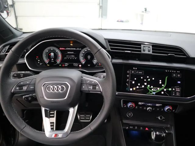 Audi Q3 35 TDI
