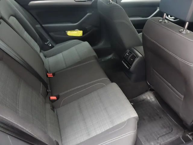 Volkswagen Passat Business DSG Variant