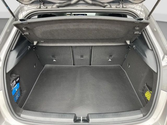 Mercedes-Benz A 200 AMG Line Hatchback