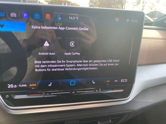 Volkswagen ID.5 1,49 % Sportpaket HUD AHK-klappbar Navi Memory Sitze Soundsystem HarmanKardon