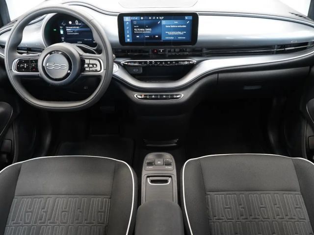 Fiat 500e Cabrio 87KW/42kWh/DC-LADEN/CARPLAY/DAB/SOH