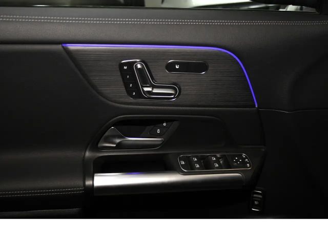 Mercedes-Benz GLA 200 Progr. Night*360°*Memory*MBUX*Distronic