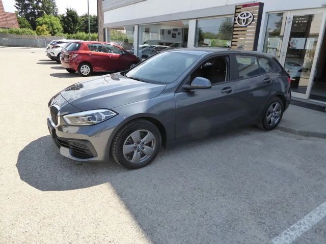 BMW 116 116d Sedan