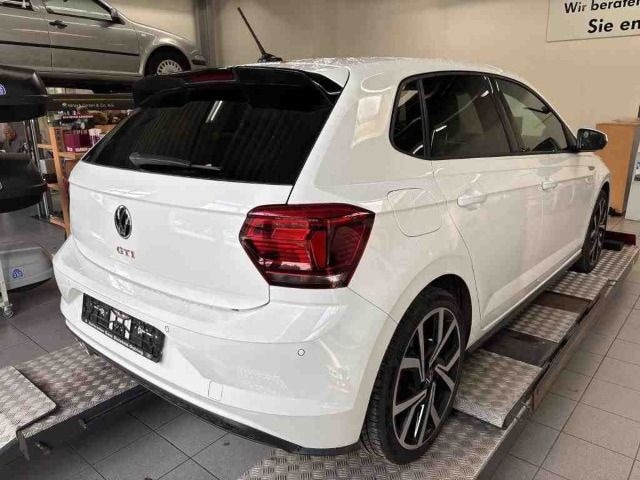 Volkswagen Polo 2.0 TSI DSG GTI