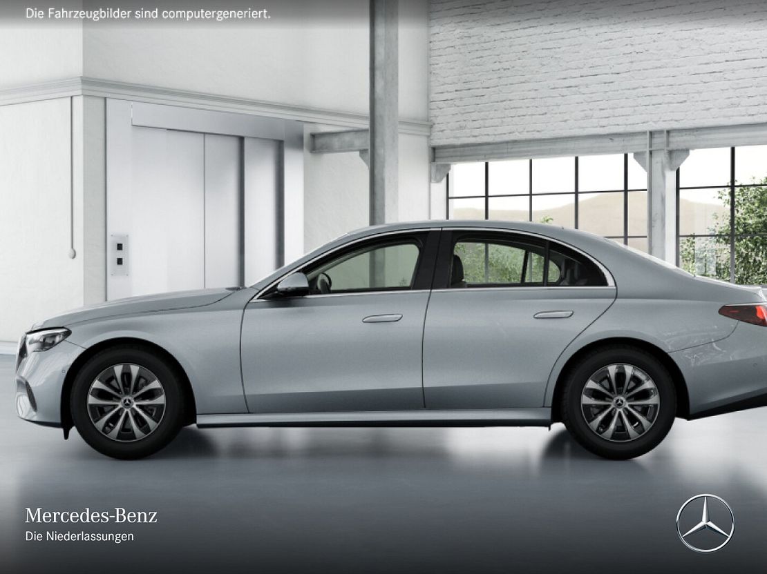 Mercedes-Benz E 200 Sedan