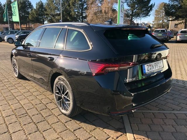 Skoda Octavia Combi Tour