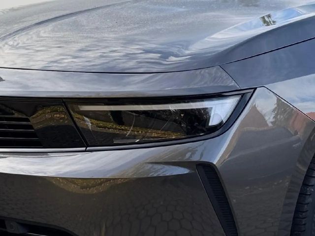 Opel Astra 1.2 Turbo Edition Turbo