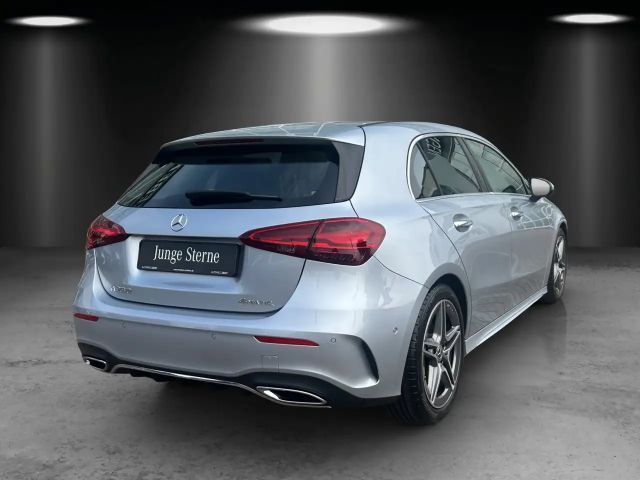 Mercedes-Benz A 250 4MATIC AMG Line
