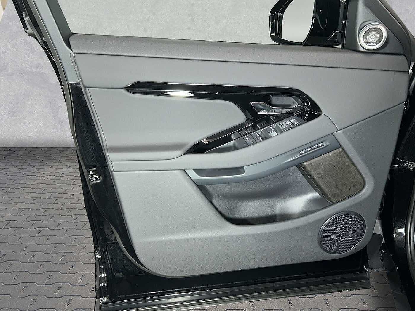 Land Rover Range Rover Evoque Dynamic SE