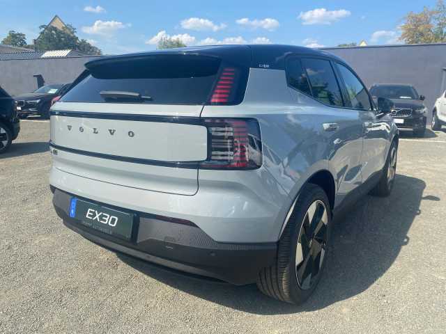 Volvo EX30 19'