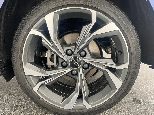 Audi A3 35 TFSI S-Line Sedan