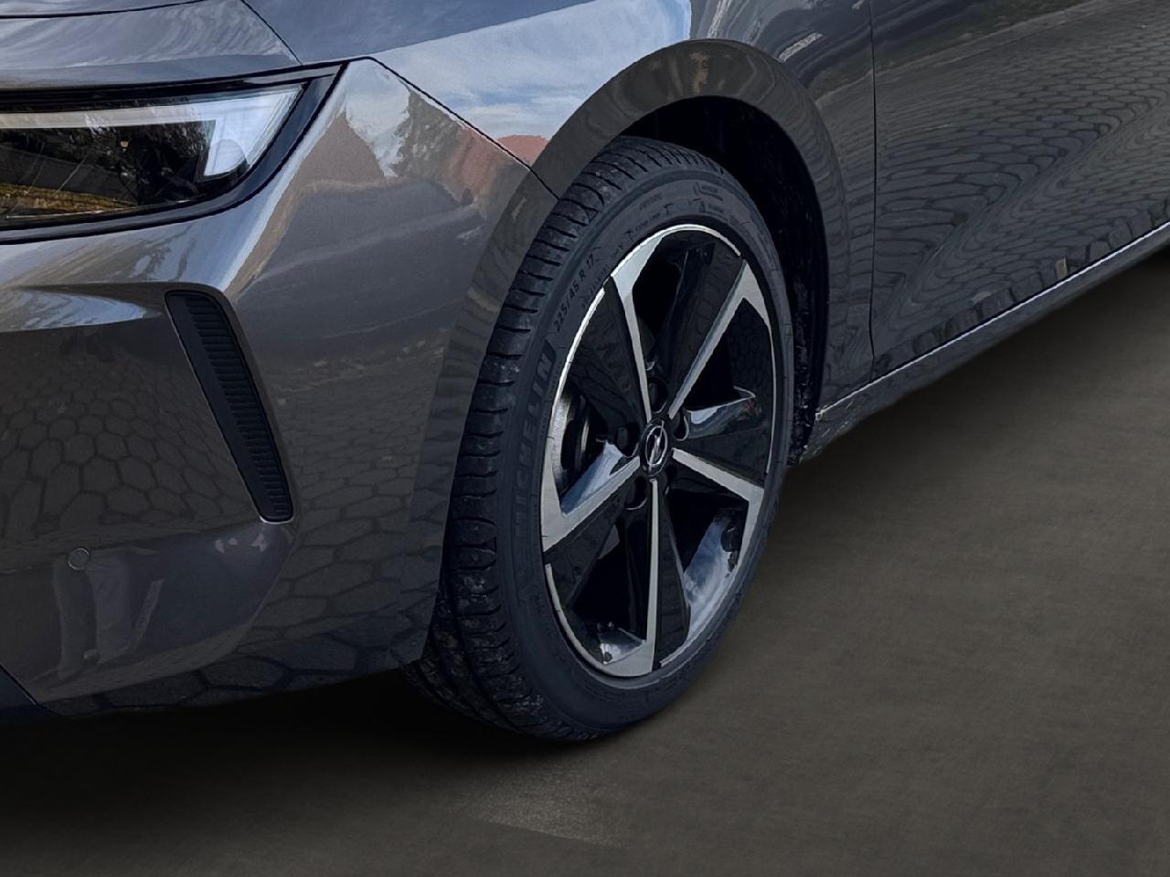 Opel Astra 1.2 Turbo Edition Turbo