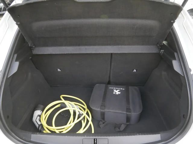 Peugeot E-208 Active Pack