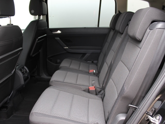 Volkswagen Touran 1.5 TSI DSG