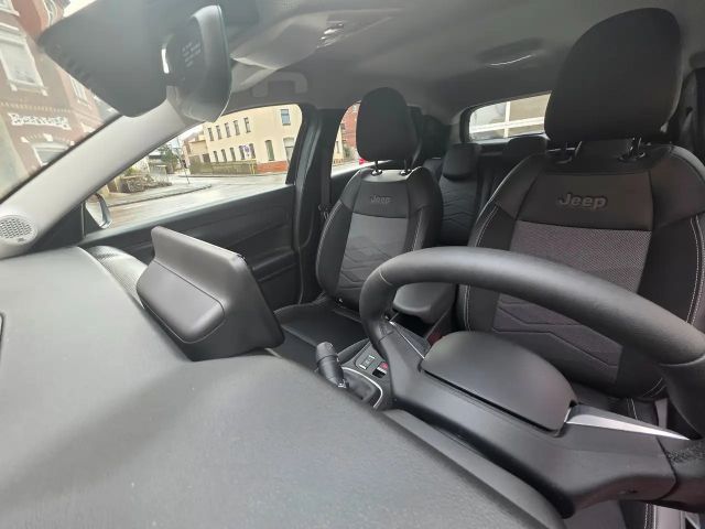 Jeep Avenger Altitude