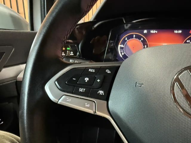 Volkswagen Golf DSG Life Variant