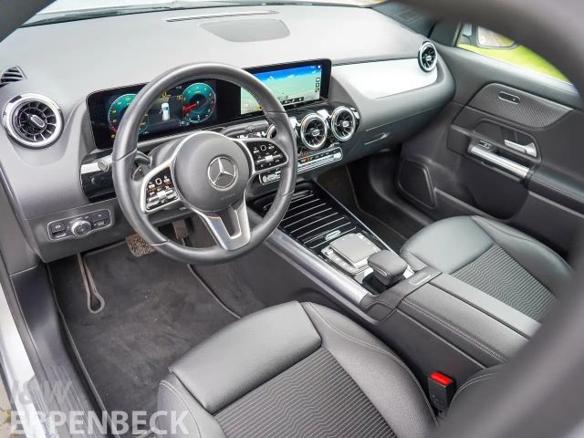 Mercedes-Benz GLA 200 Progressive