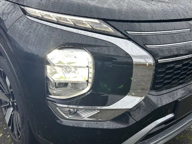 Mitsubishi Outlander 4WD PHEV