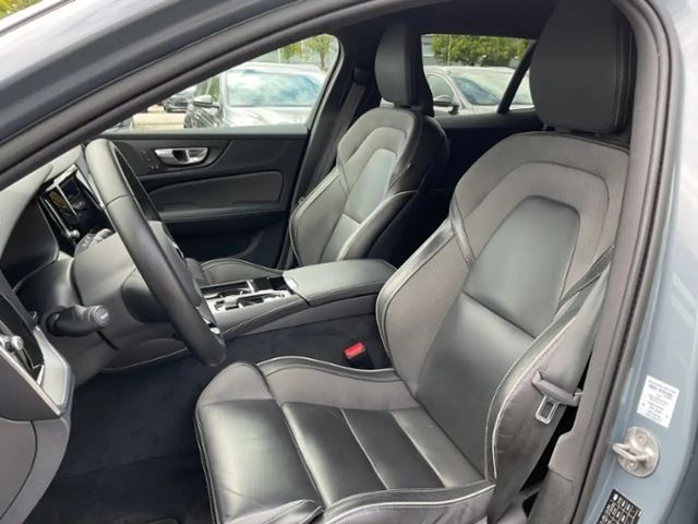 Volvo V60 AWD Dark Plus T8