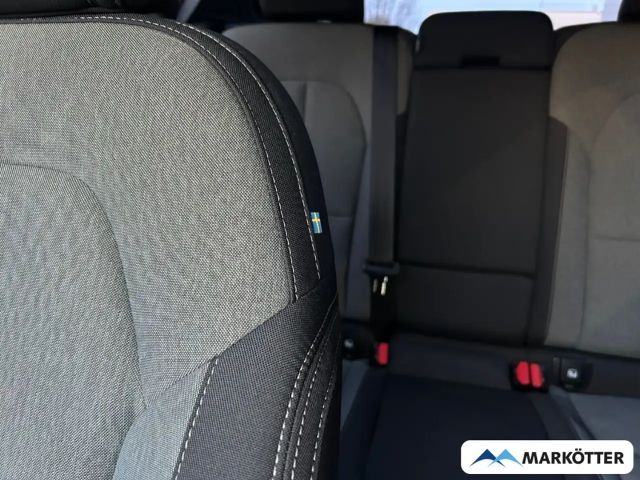 Volvo XC40 Core Recharge T5