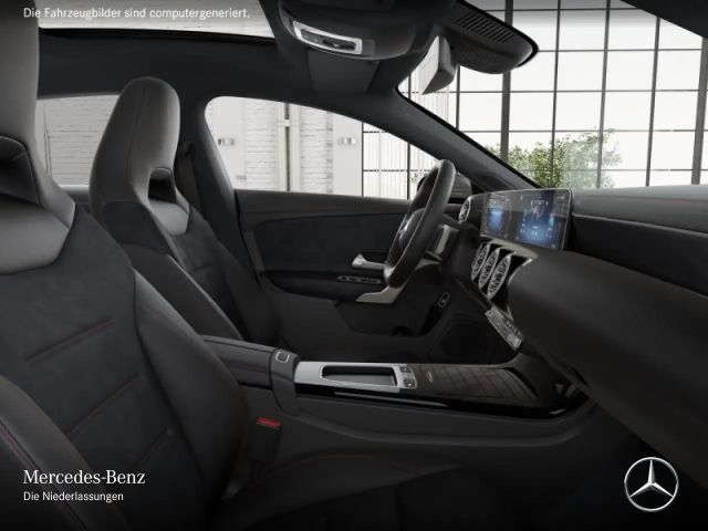 Mercedes-Benz CLA 200 AMG Line