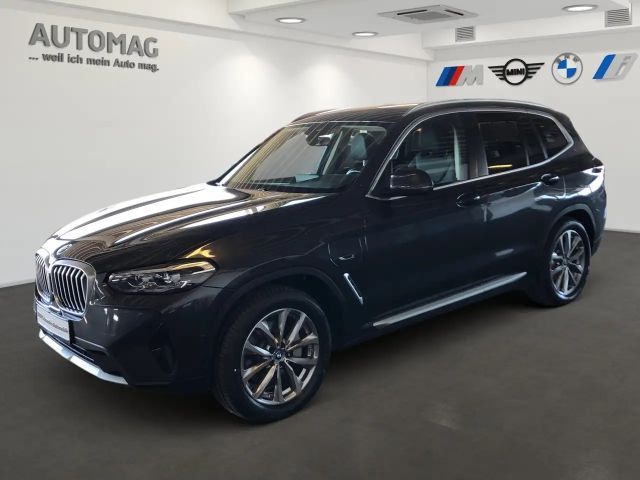 BMW X3 xDrive30e