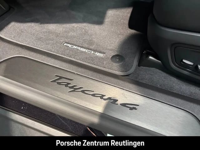 Porsche Taycan 4 Cross Turismo